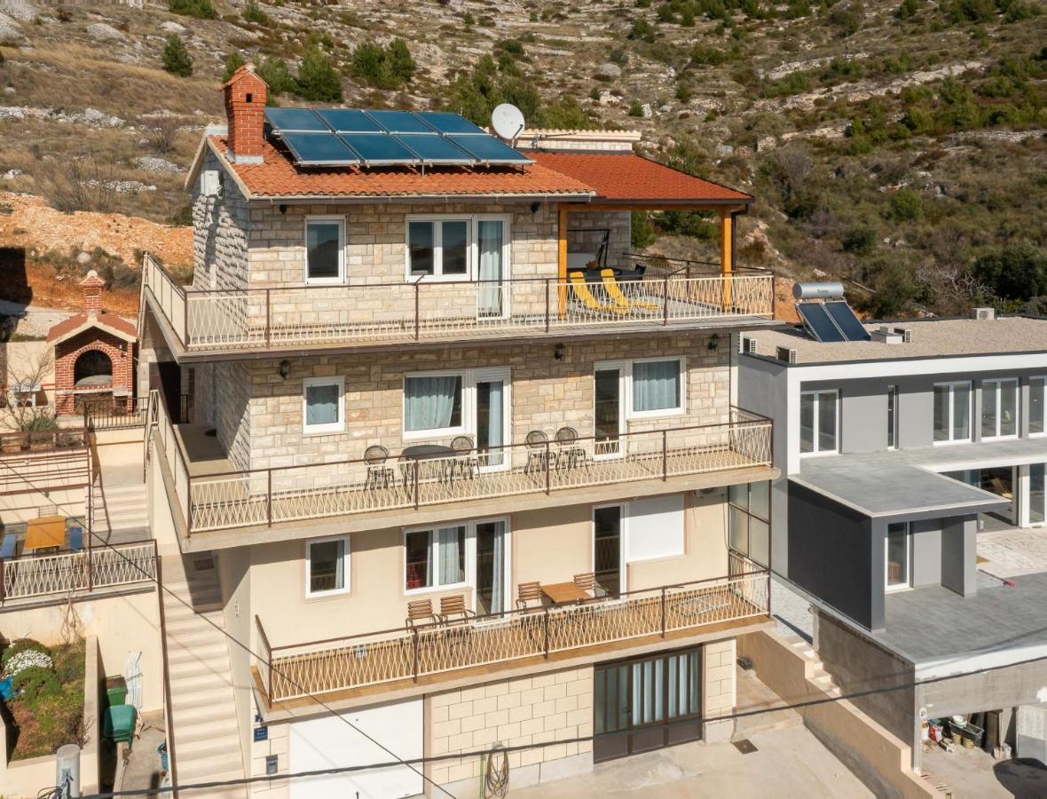 Azra Apartments Duće Exterior foto